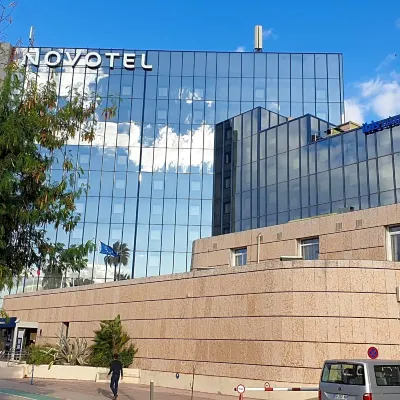 Novotel Nice Arénas Aéroport โรงแรมใกล้สนาม Charles-Ehrmann Stadium