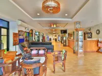 Boonme Heritage Hotels near Wat Chulamani