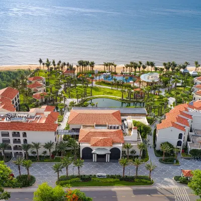 Radisson Resort Phan Thiet Các khách sạn gần Dino Park Phan Thiết