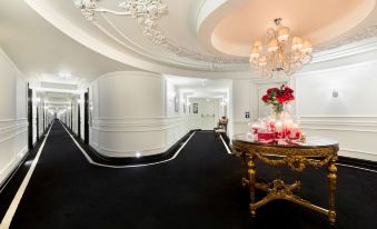 DoubleTree by Hilton Izmir Airport