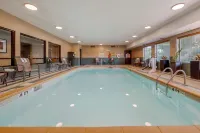 Best Western Plus Warsaw - Pools