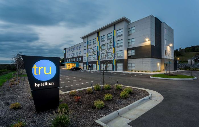 Tru by Hilton Radford