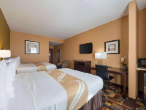Quality Inn & Suites Hotels in Kyle