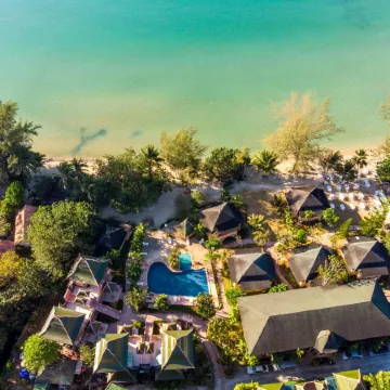 Coconut Beach Resort, Koh Chang Отели рядом с достопримечательностью «Pearl Beach»