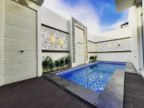 Villa Mandam Resort Отели в г. 