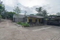 Pakansari Guest Inn Mitra RedDoorz Hotels in Cibinong