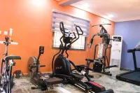 Madaki's Executive Suites - palestra