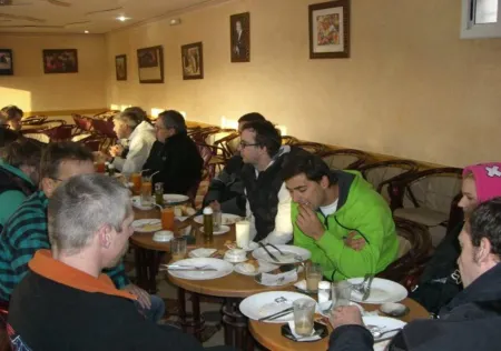 Motel Paris Dakar Отели в г. Аль-Аруи