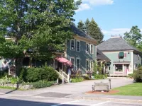 Holidae House Bed & Breakfast