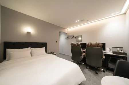 Anyang Adam Отели рядом с достопримечательностью «Yeonsung University»