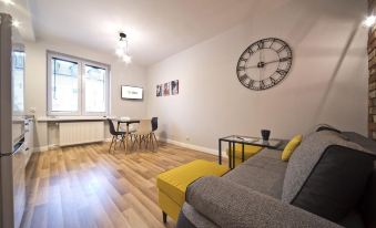 Rint - Centrum Lipowa Street - Housity