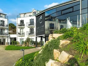 Thalasso Concarneau Spa Marin Resort