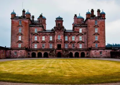 Buccleuch and Queensberry Arms Hotel
