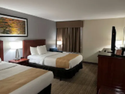 Baymont by Wyndham South Bend Near Notre Dame Hotels in St. Joseph County