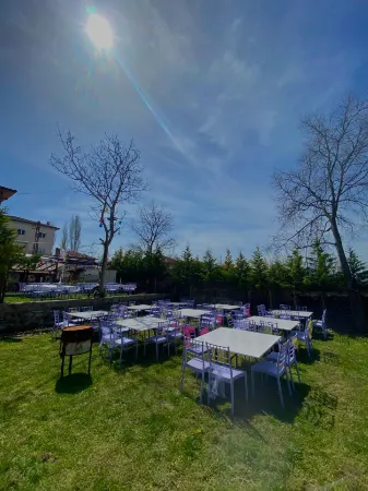 Bedirbey Konak Hotel Отели в г. Akcasu Mahallesi