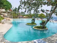 Almont Beach Resort - Pools