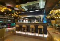 ซิตี้โน้ต โฮเทล ปักกิ่ง โรด ดาฟูสี พาร์ค เมโทร สเตชั่น - ที่มีบาร์