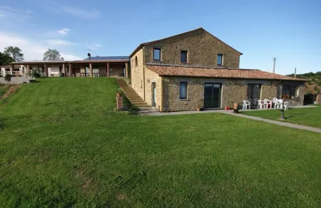 Agriturismo la Poderina e Gli Olmi Отели в г. Скансано