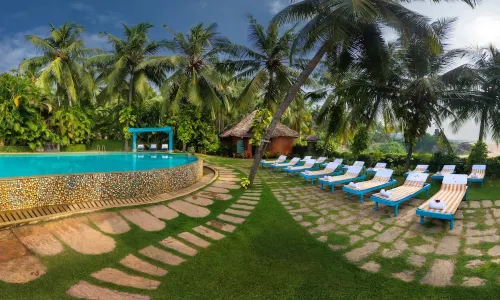 Soma Manaltheeram Ayurveda BeachVillage