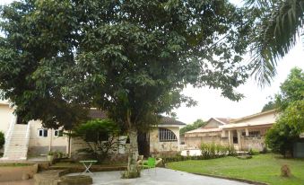 HighLander Guest House - Housity