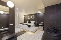 Hotel El Dorado Hotels in Ahmedabad