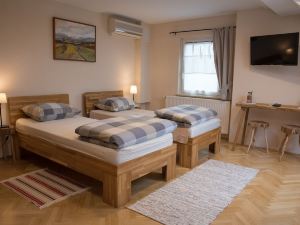 Bed & Breakfast Dvorec