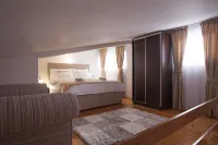 Apartments Grand Hotels in Свєті-Стефан