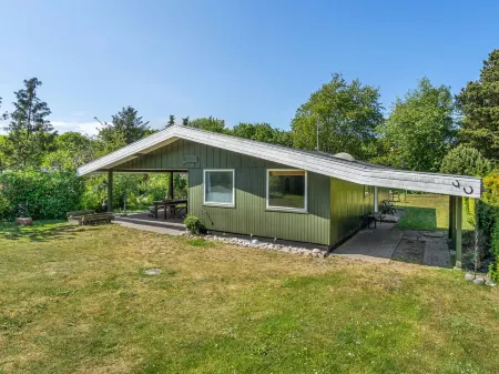 "Simon" - 225m from the Sea Отели в г. Нюкёбинг