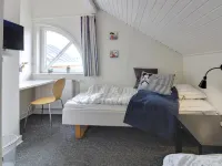 "Héléne" - 2.3km from the Sea Hotels near Stormengene, fuglereservat