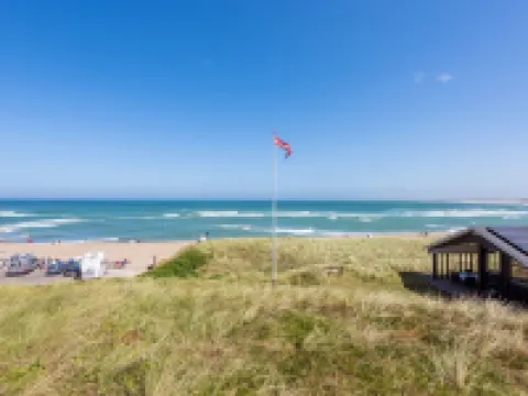 "Arngrim" - 100m from the Sea