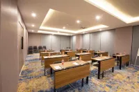 The Life Styles Hotel Surabaya Hotels in Genteng