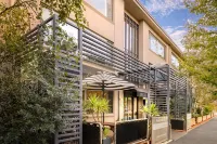 Birches Serviced Apartments - pet friendly