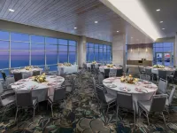 SpringHill Suites Panama City Beach Beachfront Hotels near Shell Island