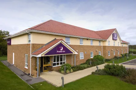 Premier Inn Eastbourne (Polegate) Отели в г. Хейлшем
