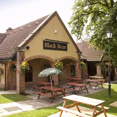 Premier Inn Glasgow East Hotels near Tollcross Park
