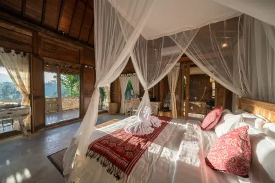 Umah Capung Sebatu Villas Hotels near Cahayadewata handycraf