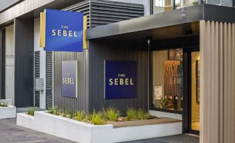 더 세벨 캔버라 캠벨 썸네일