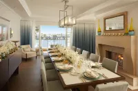 Balboa Bay Resort