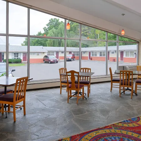 Americas Best Value Inn Geneva