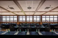 Harborside at Charleston Harbor Resort and Marina