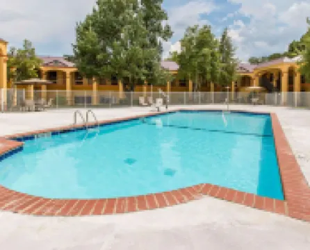 Econo Lodge Dalton West