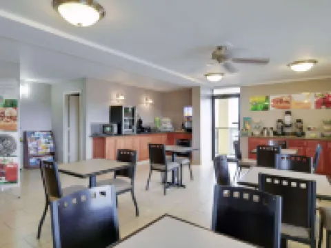 凱藝套房酒店 克拉克斯維爾酒店