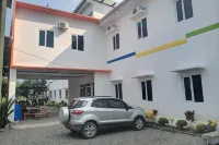 Urbanview Hotel Mutiara Persada Syariah Majalengka by RedDoorz Hotel dekat Wisata Situ Cipanten
