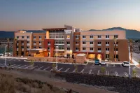 Fairfield Inn & Suites Palm Desert Coachella Valley Hotels in Palm Desert