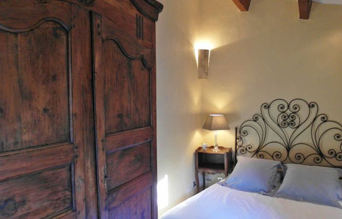 La Suite Margot, 9th Century Priory