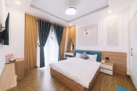 VMT Villa Hotels near Dalat City Flower Garden