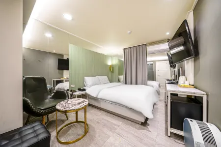 Incheon CF Motel Отели рядом с достопримечательностью «Sudoguksan Museum of Housing and Living»