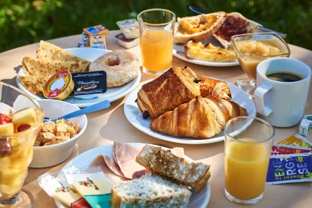 Kyriad Brie Comte Robert Отели в г. Бри-Комт-Робер