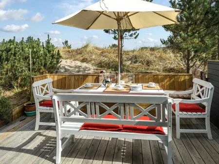 "Floria" - 1.4km from the Sea