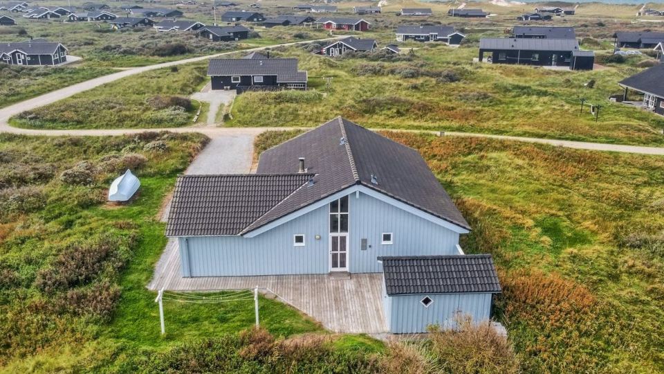 "Dorethea" - 300m from the Sea
